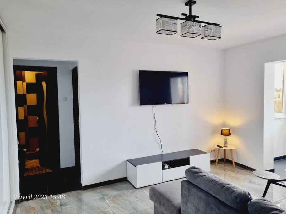 Apartmán Le Nid D'Adam Zărneşti Exteriér fotografie